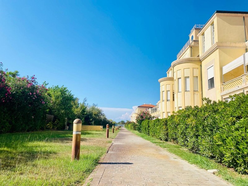 Quadrilocale in Affitto a Pisa, zona Calambrone, 1'000€, 80 m², arredato