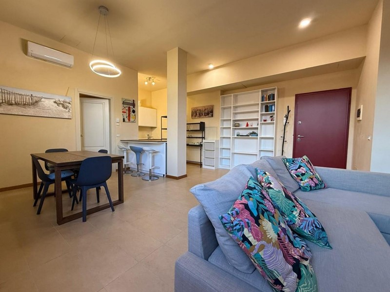 Trilocale in Vendita a Pisa, zona Calambrone, 230'000€, 97 m²