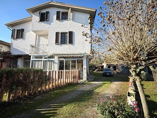 Trilocale in Vendita a Quargnento, 99'000&euro;, 70 m²