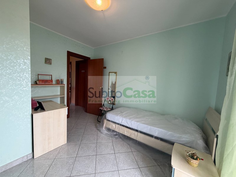 Casa Semi Indipendente in Affitto a Chieti, 300&euro;, 100 m²