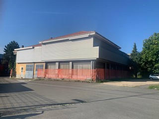 Immobile commerciale in Vendita a Caselette, 800'000&euro;, 1040 m²