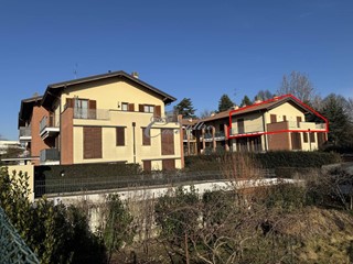 Trilocale in Vendita a Carimate, 210'000&euro;, 130 m²