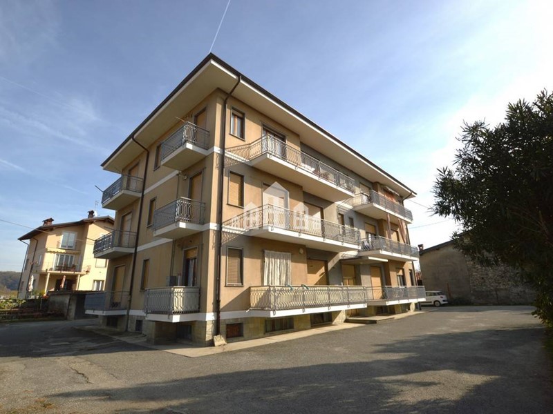Quadrilocale in Vendita a Cuorgnè, 89'000&euro;, 90 m²
