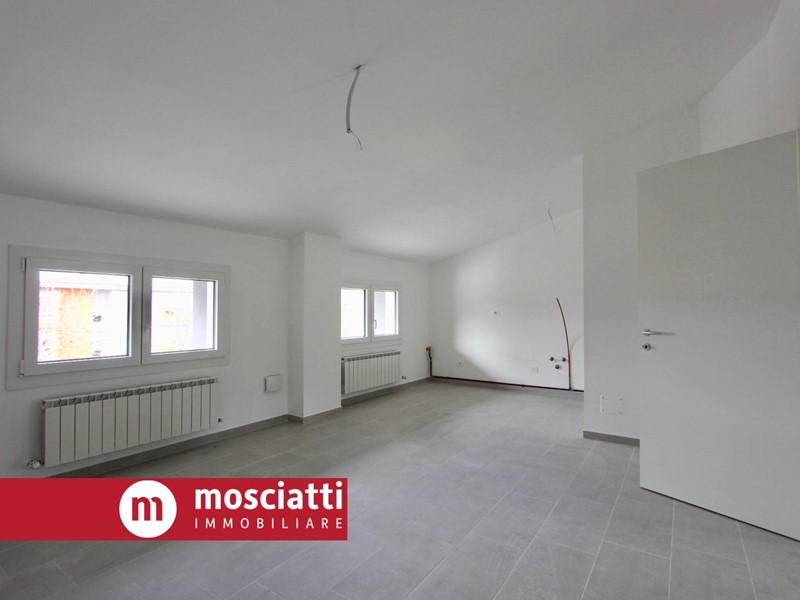 Attico in Vendita a Matelica, 78'000&euro;, 55 m²