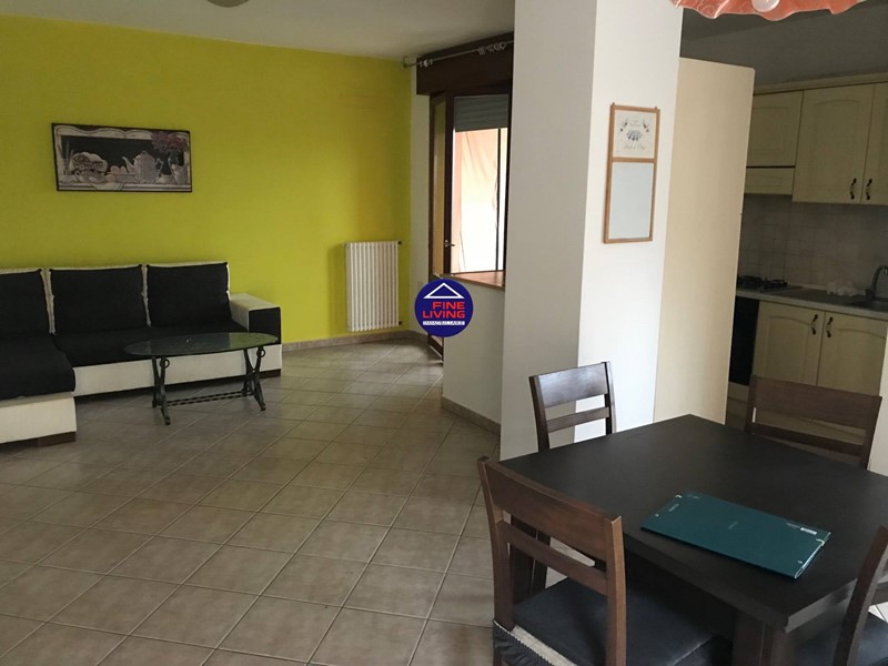 Trilocale in Vendita a Mombaroccio, 145'000&euro;, 100 m²