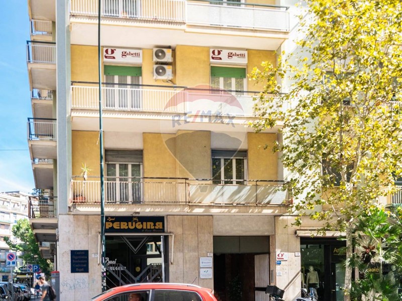 Appartamento in Vendita a Catania, 385'000€, 185 m²