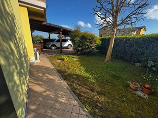 Quadrilocale in Vendita a San Felice sul Panaro, 129'000€, 88 m²