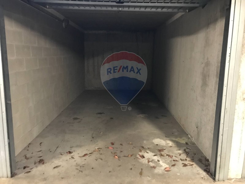 Box in Vendita a Suisio, 15'000&euro;, 17 m²