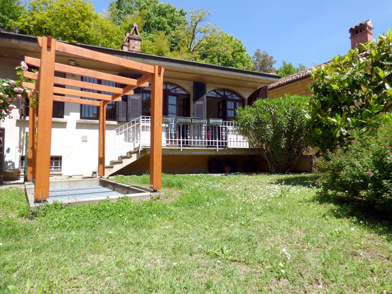 Casa Indipendente in Affitto a Rivoli, 980&euro;, 80 m²