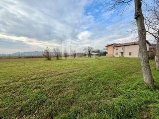 Terreno edificabile in Vendita a Montichiari, 165'000&euro;, 3350 m²