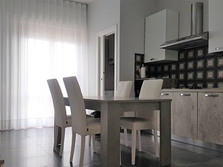 Stanza in Affitto a Catanzaro, 275&euro;, 110 m²