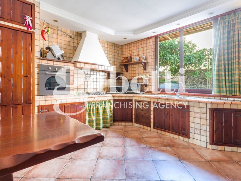 Villa in Vendita a Villaricca, 295'000&euro;, 160 m²