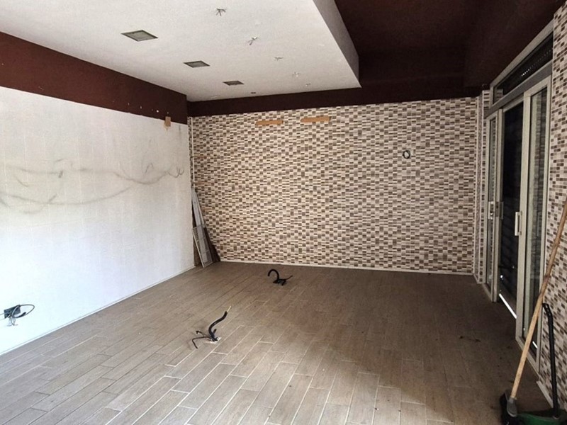 Negozio in Affitto a Napoli, 850&euro;, 45 m²