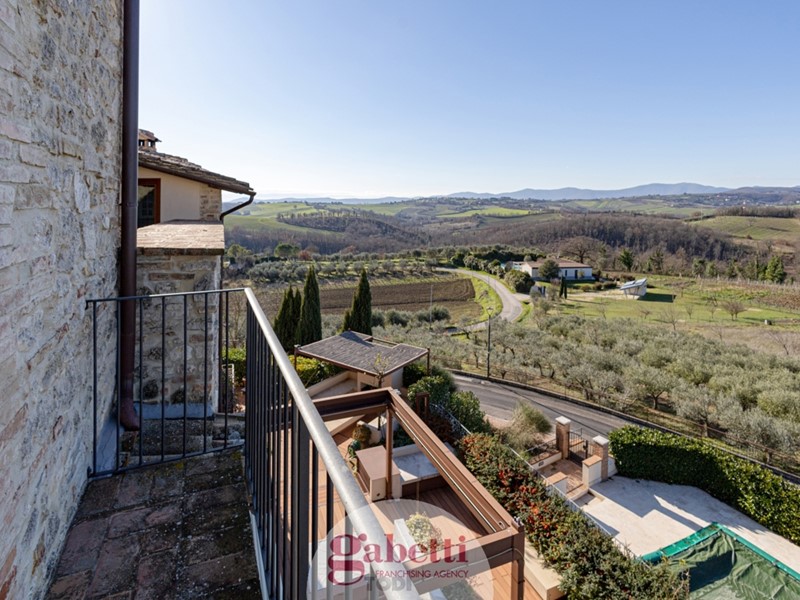 Appartamento in Vendita a Montecastrilli, 140'000€, 120 m²