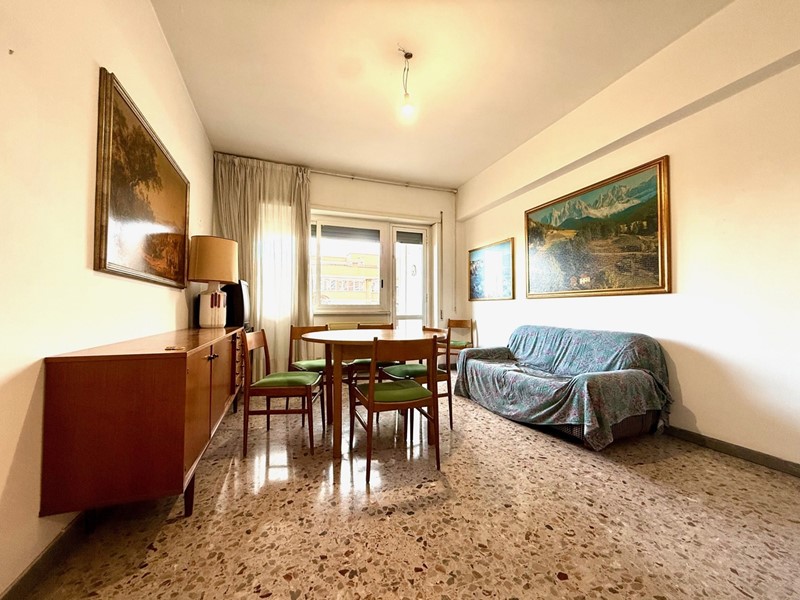 Trilocale in Vendita a Roma, 330'000€, 105 m²