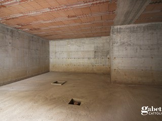 Villa bifamiliare in Vendita a Gradara, 220'000&euro;, 205 m², con Box