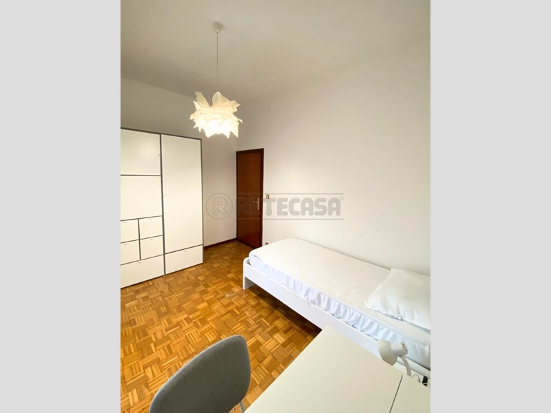 Stanza in Affitto a Vicenza, 410&euro;, 12 m², arredato