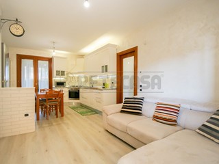 Appartamento in Vendita a Quinto Vicentino, 196'000&euro;, 117 m², con Box