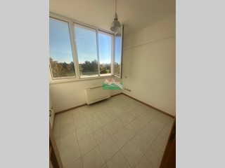 Trilocale in Vendita a Ravenna, 146'000€, 85 m², con Box