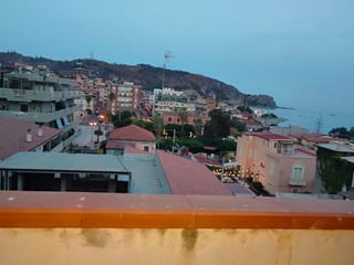 Trilocale in Vendita a Bova Marina, 60'000€, 110 m²