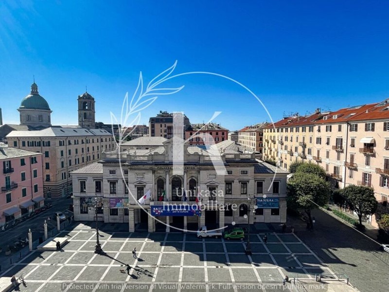 Appartamento in Vendita a Savona, zona Centro cittÃ, 249'000€, 115 m²