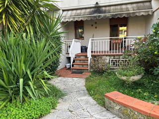 Casa Semi Indipendente in Vendita a Luni, zona luni, 260'000€, 180 m²