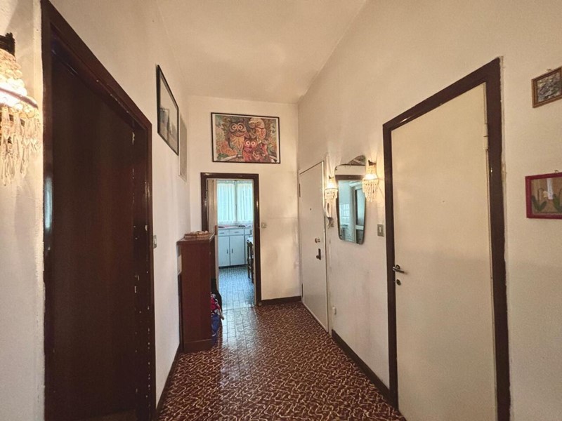 Trilocale in Vendita a Milano, 280'000€, 86 m²