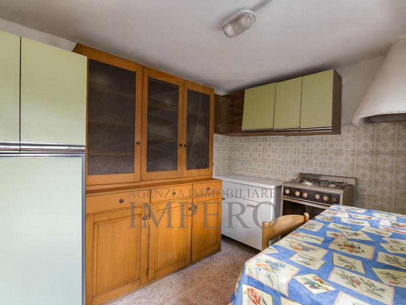 Casa Indipendente in Vendita a Castel Vittorio, 69'000&euro;, 92 m²