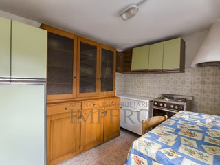 Casa Indipendente in Vendita a Castel Vittorio, 69'000&euro;, 92 m²