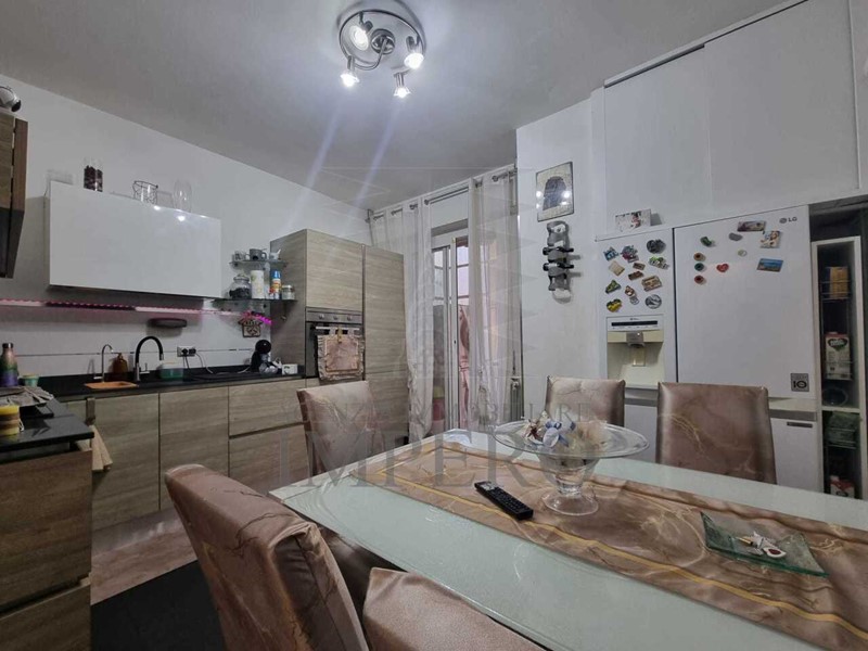 Quadrilocale in Vendita a Ventimiglia, zona Vicinanze mare, 165'000&euro;, 50 m²