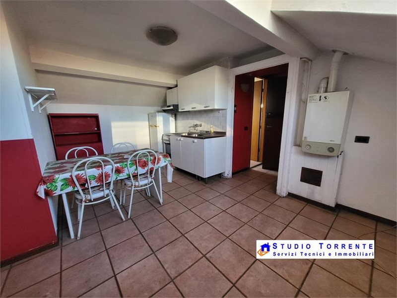 Bilocale in Vendita a Cormano, 98'000&euro;, 45 m²