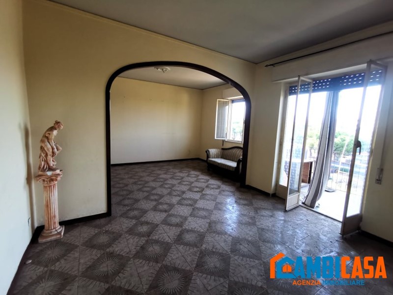 Appartamento in Vendita a Palermo, 118'000€, 130 m²