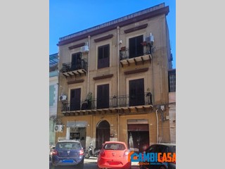 Trilocale in Vendita a Palermo, 69'000€, 80 m²