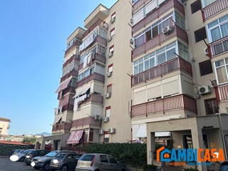 Quadrilocale in Vendita a Palermo, 115'000€, 125 m²