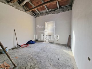 Casa Indipendente in Vendita a Campi Bisenzio, zona Santa Maria, 500'000&euro;, 151 m²