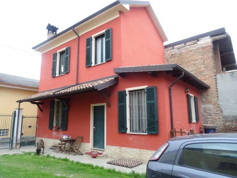 Quadrilocale in Vendita a Retorbido, 40'651&euro;, 120 m²