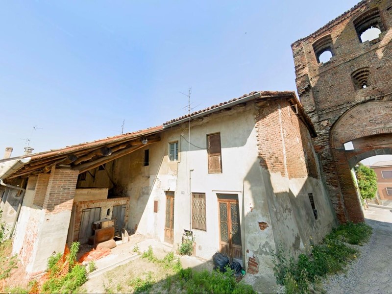 Appartamento in Vendita a Costa de' Nobili, 4'650&euro;, 177 m²