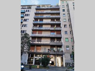 Magazzino in Vendita a Milano, 4'275&euro;, 6 m²