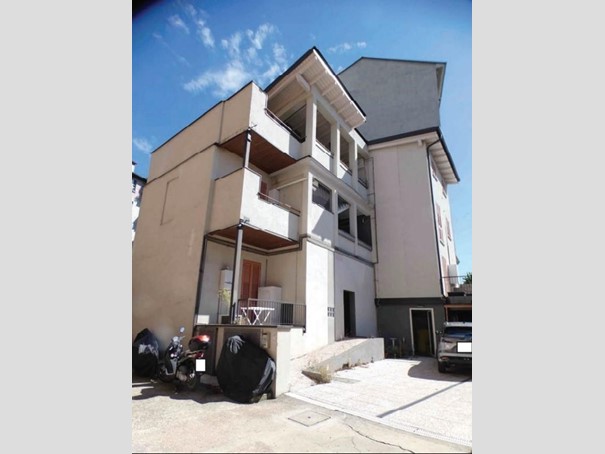 Quadrilocale in Vendita a Milano, 118'500&euro;, 59 m², con Box