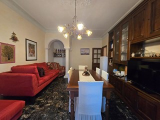 Appartamento in Vendita a Colle di Val D'Elsa, 190'000&euro;, 129 m²