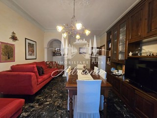 Appartamento in Vendita a Colle di Val D'Elsa, 190'000&euro;, 129 m²