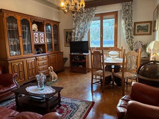 Quadrilocale in Vendita a Colle di Val D'Elsa, 182'000€, 100 m², con Box