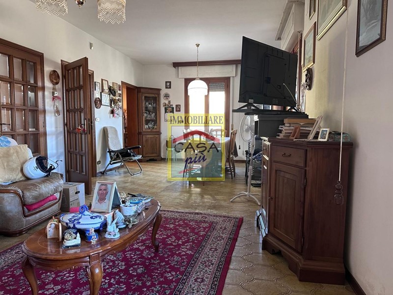 Villa bifamiliare in Vendita a Cascina, zona San Frediano a Settimo, 230'000&euro;, 120 m², con Box