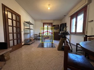 Villa bifamiliare in Vendita a Cascina, zona San Frediano a Settimo, 220'000&euro;, 100 m², con Box
