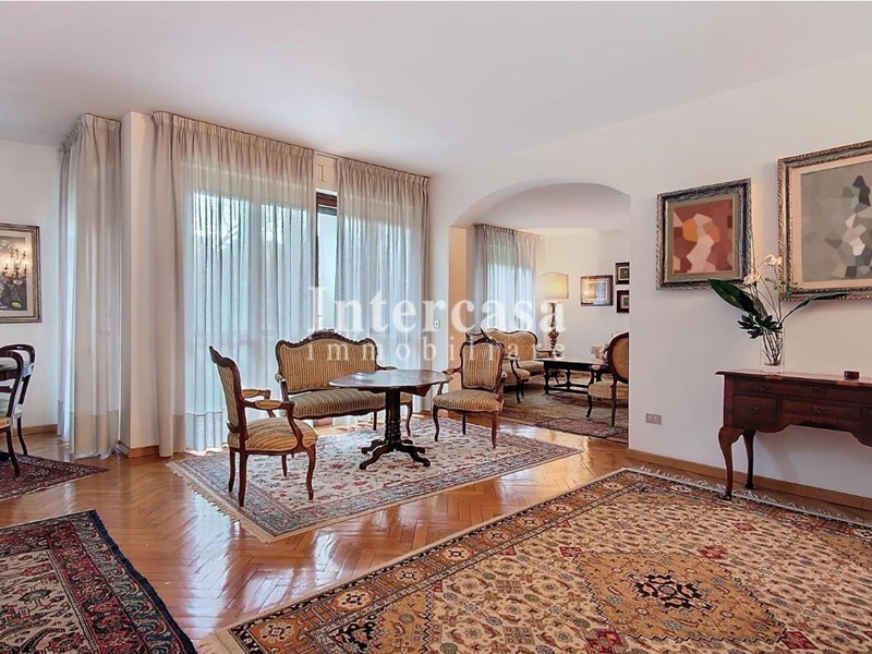 Appartamento in Vendita a Pisa, 630'000&euro;, 210 m²