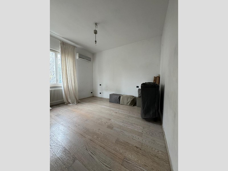 Casa Indipendente in Vendita a Lucca, zona Sant'Anna, 140'000&euro;, 55 m²