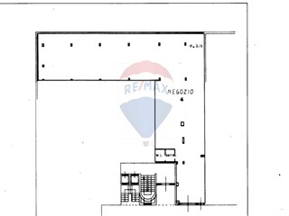 Immobile commerciale in Vendita a Perugia, 240'000€, 336 m²