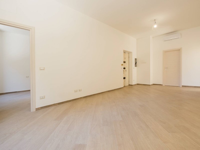 Trilocale in Vendita a Genova, 259'000&euro;, 95 m²