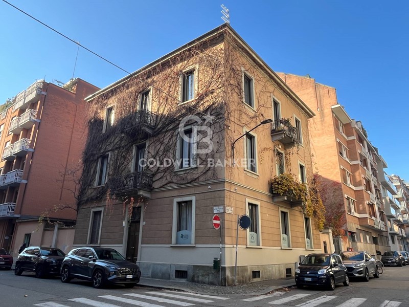 Ufficio in Affitto a Torino, 700&euro;, 84 m²