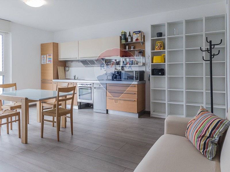 Bilocale in Vendita a Vimercate, 200'000&euro;, 61 m²